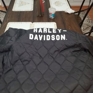 Mens harley-davidson pillow coat.